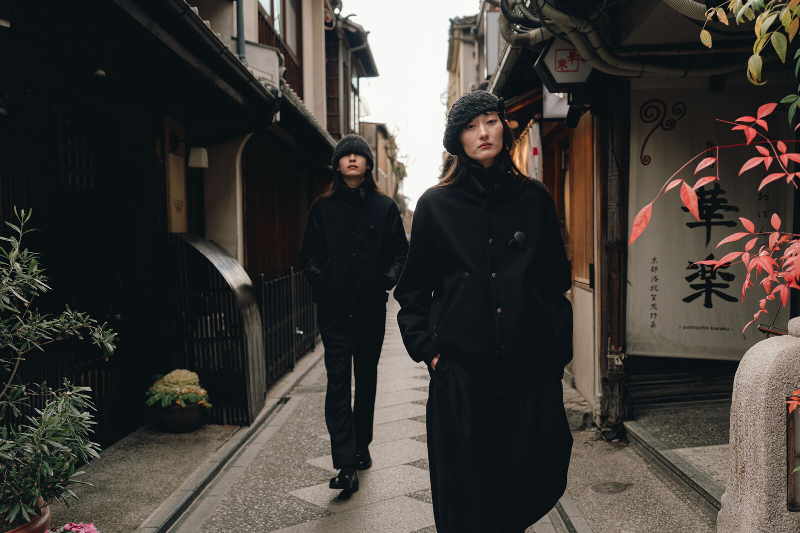 TOKIARI 2026AW RESONANCE メインビジュアル 京都の路地